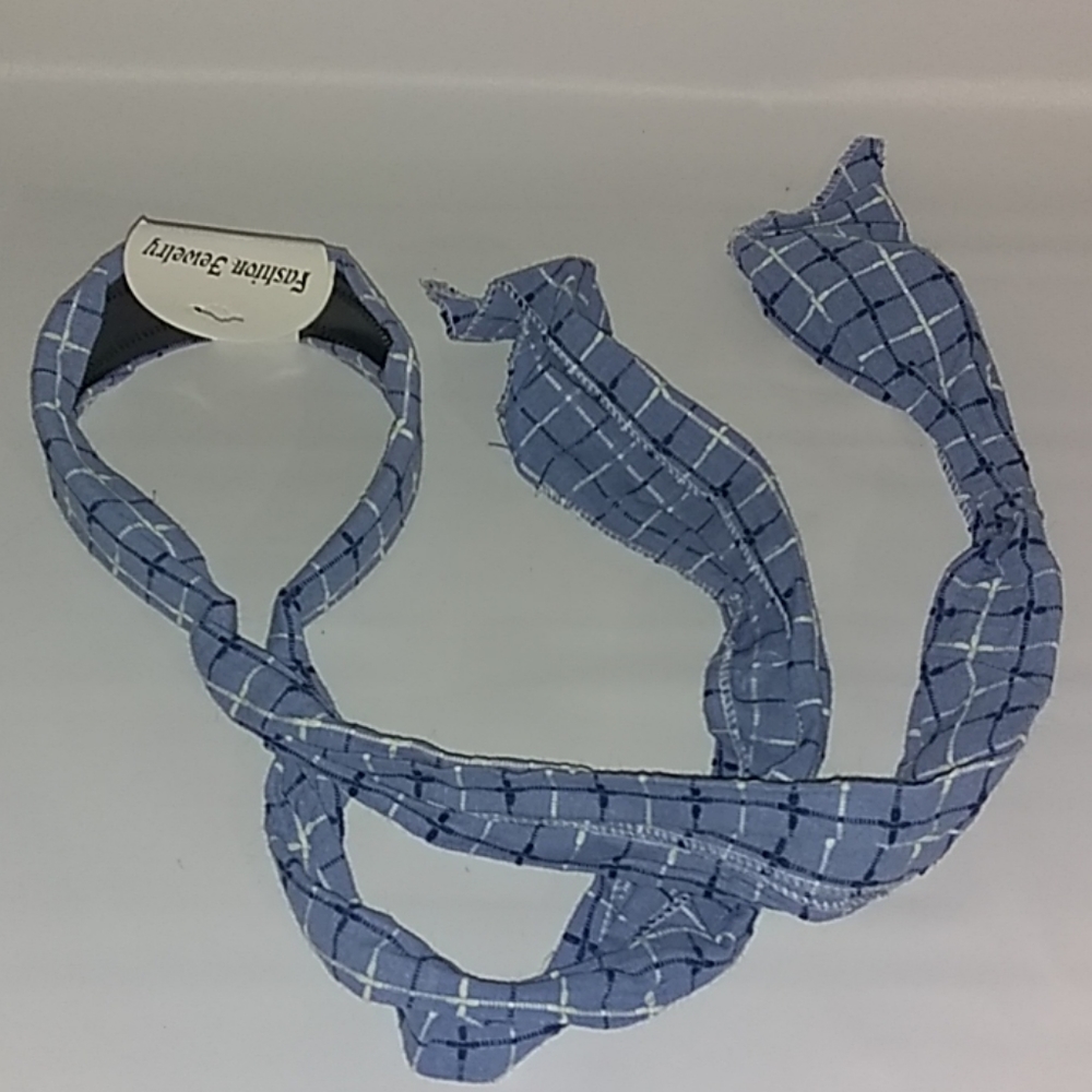 Set of 3 Different Horseshoe Hairbands With Ties - Picture 5 of 6
